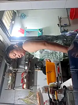 felicity chloe online show from April 2026 10:26:01 AM