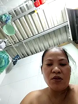 felicity chloe online show from April 2026 06:10:01 PM