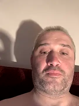 Snapshot of Olomoucak1982 chatting on April 2026 06:05:01 PM Olomoucak1982 online show from April 2026 06:05:01 PM