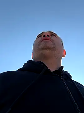 Snapshot of Olomoucak1982 chatting on April 2026 02:22:01 PM Olomoucak1982 online show from April 2026 02:22:01 PM