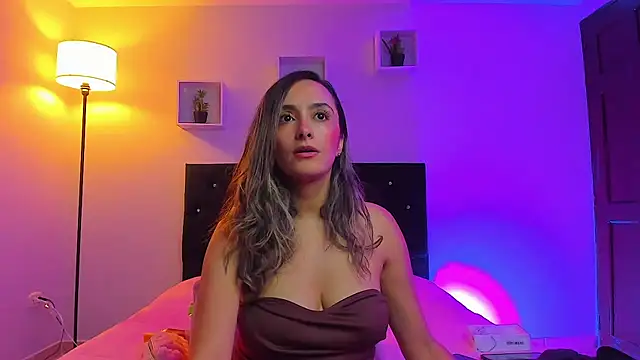 Snapshot of Victoria_Rose_ chatting on April 2026 03:51:01 AM Victoria Rose online show from April 2026 03:51:01 AM