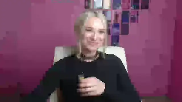 Snapshot of Melodie_Aster chatting on April 2026 11:41:02 AM Melodie Aster online show from April 2026 11:41:02 AM