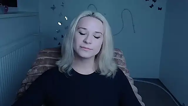 Snapshot of Melodie_Aster chatting on April 2026 11:22:02 AM Melodie Aster online show from April 2026 11:22:02 AM