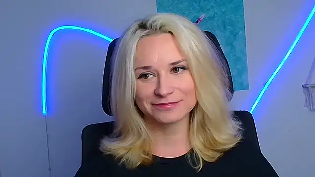 Snapshot of Melodie_Aster chatting on April 2026 11:38:01 AM Melodie Aster online show from April 2026 11:38:01 AM