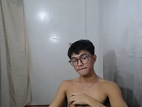 Snapshot of Goddes_Trexa18 chatting on July 2026 03:21:02 PM Goddes Trexa18 online show from July 2026 03:21:02 PM