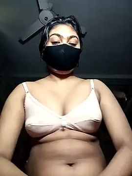 naughtygirl96 online show from December 2025 03:58:02 AM