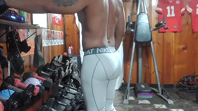 Snapshot of Black-Silver-Fox chatting on April 2026 11:53:02 PM Black-Silver-Fox online show from April 2026 11:53:02 PM