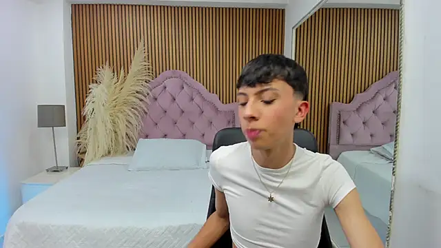 Jamess Carterr  online show from January 2026 05:22:01 AM