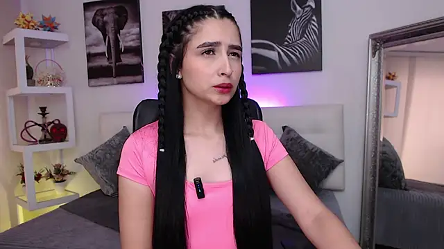 Snapshot of mialiore chatting on December 2025 12:44:02 PM mialiore online show from December 2025 12:44:02 PM