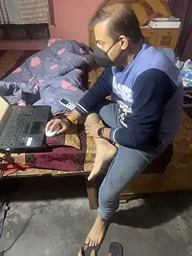 yoyoyohunny online show from December 2025 02:10:02 AM