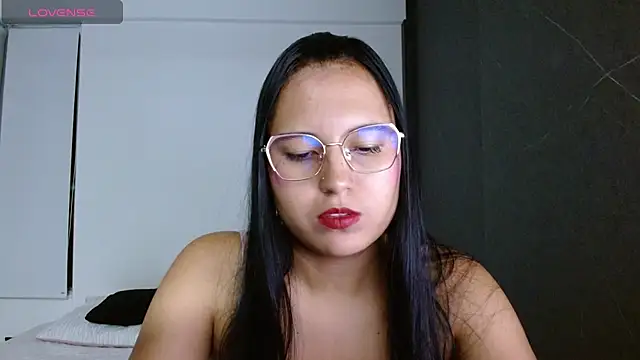 Snapshot of candy_rosemaryy chatting on March 2026 12:15:02 AM candy rosemaryy online show from March 2026 12:15:02 AM