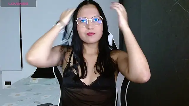 Snapshot of candy_rosemaryy chatting on April 2026 11:32:02 PM candy rosemaryy online show from April 2026 11:32:02 PM