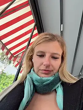 Snapshot of Betsy chatting on February 2026 01:33:02 PM Betsy online show from February 2026 01:33:02 PM