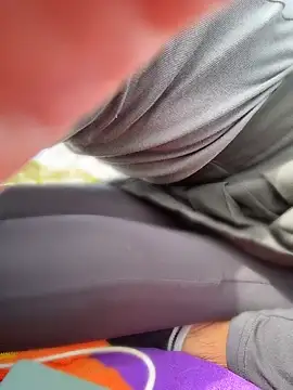 Snapshot of Betsy chatting on April 2026 12:01:01 PM Betsy online show from April 2026 12:01:01 PM