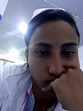 Vera Luna  online show from February 2026 05:48:02 AM