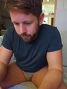 Snapshot of RipMyUnderwear chatting on April 2026 01:05:02 AM RipMyUnderwear online show from April 2026 01:05:02 AM