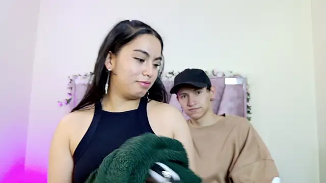 iris and damian online show from February 2026 05:22:02 PM