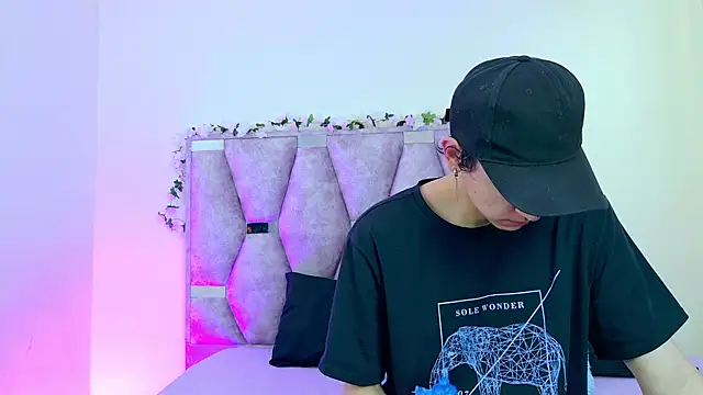 iris and damian online show from April 2026 05:30:02 PM