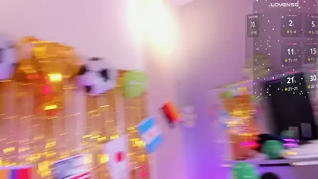 CloeMoon online show from July 2026 06:47:02 AM