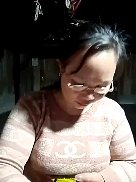 Snapshot of ava-dellght chatting on March 2026 12:21:02 PM ava-dellght online show from March 2026 12:21:02 PM