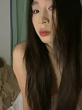 Snapshot of yaqing666 chatting on April 2026 12:29:02 PM yaqing666 online show from April 2026 12:29:02 PM