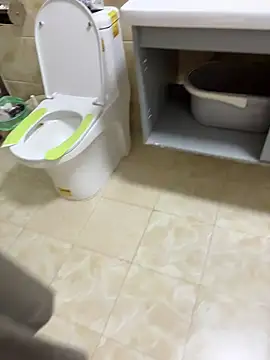 luckybaby666999 online show from April 2026 12:49:01 PM