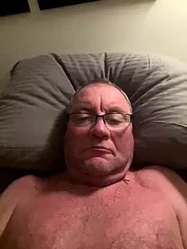 Snapshot of Toothpic1 chatting on December 2025 09:03:01 AM Toothpic1 online show from December 2025 09:03:01 AM