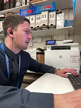 dirtyanal23 online show from January 2026 11:58:02 PM