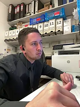 dirtyanal23 online show from April 2026 06:56:01 PM