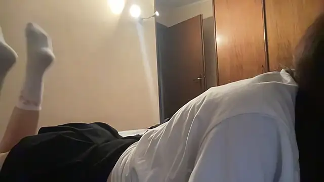 Snapshot of lonelymandy chatting on December 2025 02:59:02 PM lonelymandy online show from December 2025 02:59:02 PM