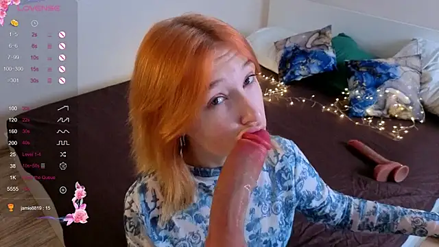 Elsa Batler online show from December 2025 05:09:01 PM