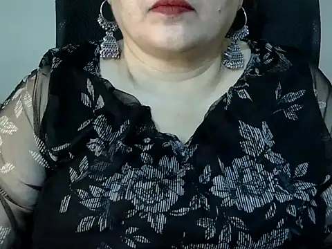 Snapshot of Soniya_Sha chatting on March 2026 05:48:02 PM Soniya Sha online show from March 2026 05:48:02 PM