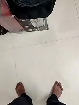 Snapshot of boyfromMum_bai chatting on April 2026 02:03:02 PM boyfromMum bai online show from April 2026 02:03:02 PM