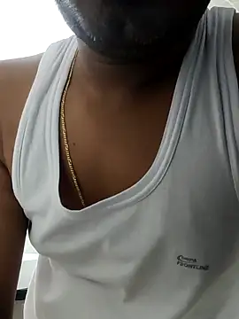 Snapshot of boyfromMum_bai chatting on April 2026 06:57:02 PM boyfromMum bai online show from April 2026 06:57:02 PM