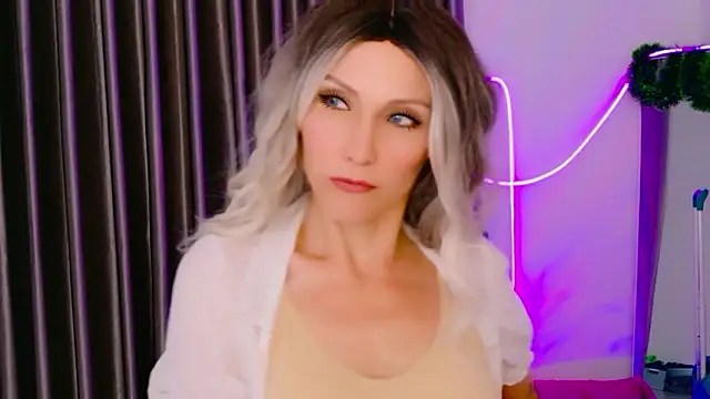 betty xoxoo online show from February 2026 08:30:01 AM