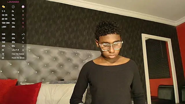 Snapshot of teylor_lovee chatting on March 2026 09:34:02 PM teylor lovee online show from March 2026 09:34:02 PM