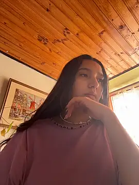 Snapshot of Alix_Rousses21 chatting on March 2026 05:28:01 PM Alix Rousses21 online show from March 2026 05:28:01 PM