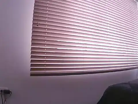 Snapshot of Fernanda_andrew chatting on April 2026 03:30:02 PM Fernanda andrew online show from April 2026 03:30:02 PM