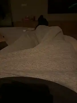 Snapshot of stelliew chatting on January 2026 09:09:01 PM stelliew online show from January 2026 09:09:01 PM