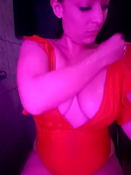 Snapshot of Rimi_luna69 chatting on December 2025 09:43:02 PM Rimi luna69 online show from December 2025 09:43:02 PM