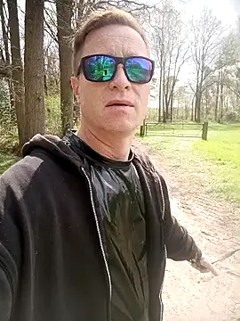 jefflatex45 online show from April 2026 11:26:01 AM