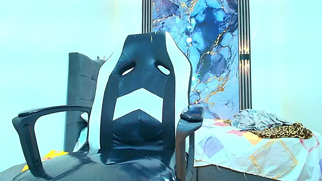 Valentina and sneider  online show from February 2026 06:56:02 PM