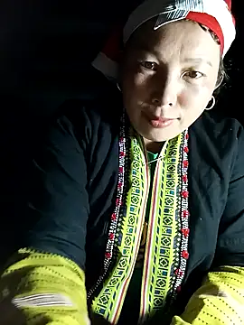 lux-angel online show from February 2026 02:52:02 AM