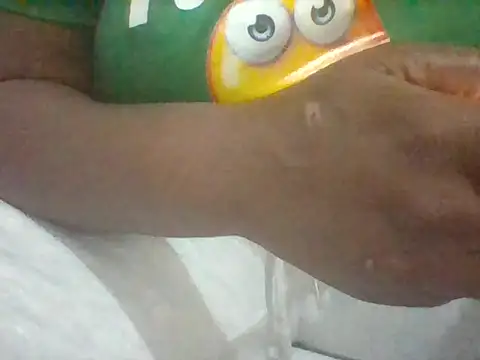 Snapshot of Thand03 chatting on April 2026 04:12:01 PM Thand03 online show from April 2026 04:12:01 PM