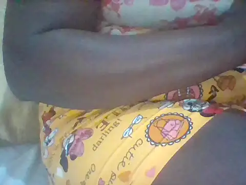 Snapshot of Thand03 chatting on April 2026 03:17:02 PM Thand03 online show from April 2026 03:17:02 PM