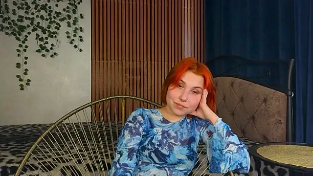 Snapshot of RavenOpaline chatting on March 2026 06:25:02 AM RavenOpaline online show from March 2026 06:25:02 AM