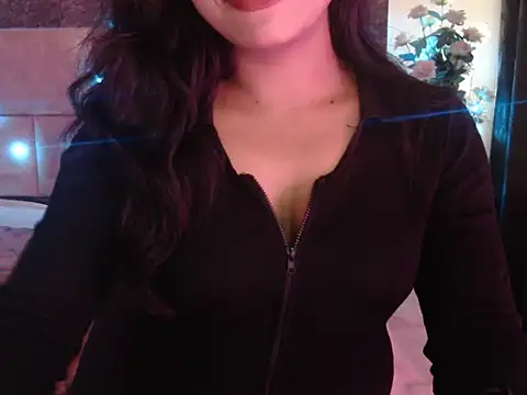 Lola Bebe online show from April 2026 04:35:02 AM