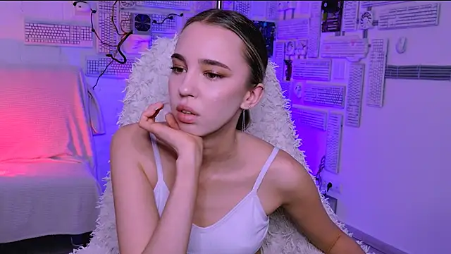 KimPorins online show from April 2026 07:22:01 AM