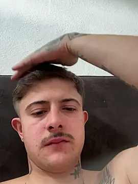 Snapshot of Jason_offizell chatting on April 2026 07:58:02 AM Jason offizell online show from April 2026 07:58:02 AM