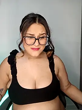 Snapshot of Valeriaa_21 chatting on March 2026 02:50:01 AM Valeriaa 21 online show from March 2026 02:50:01 AM